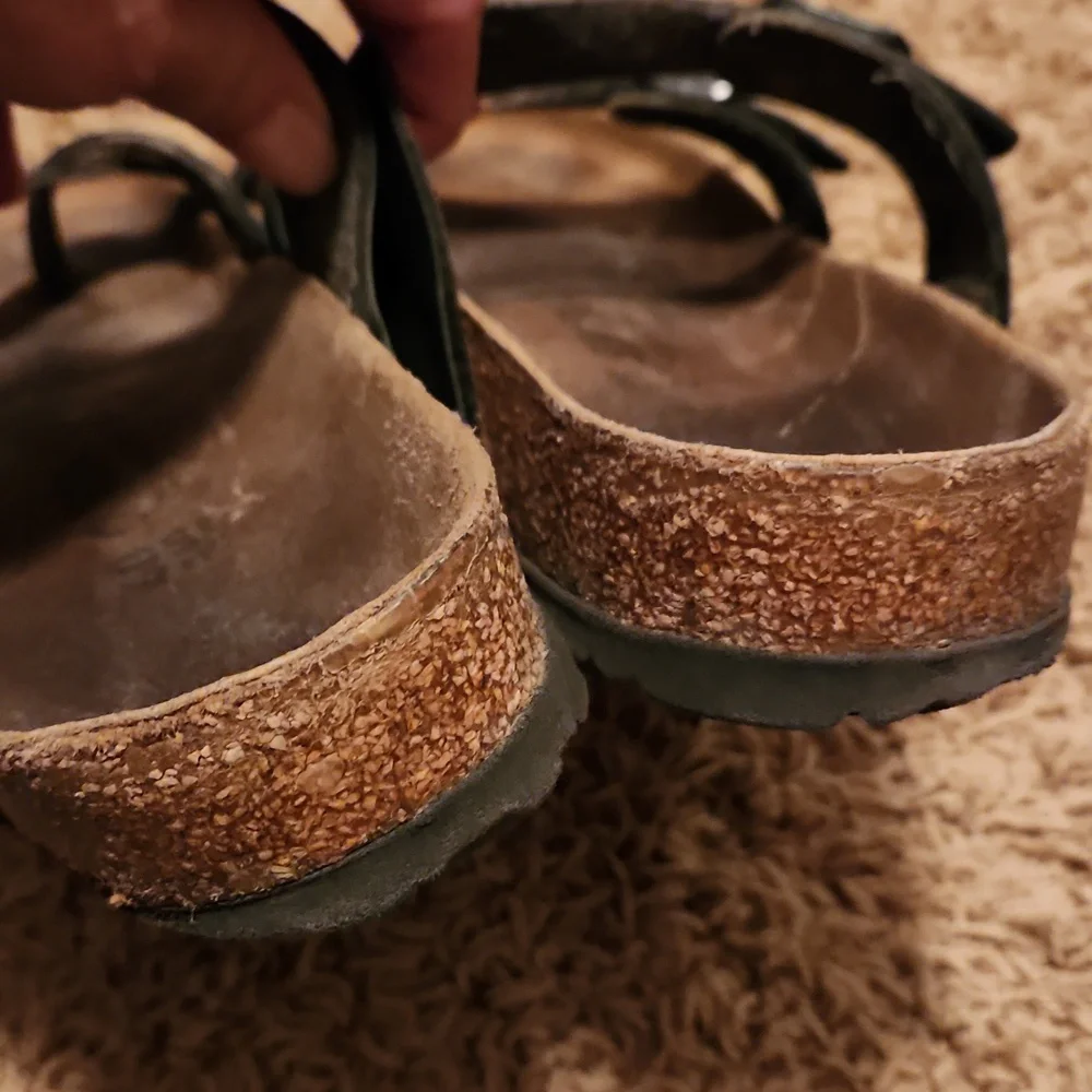 Birkenstock Women's Black Sandals Size EUR 40 - Picture 11 of 16